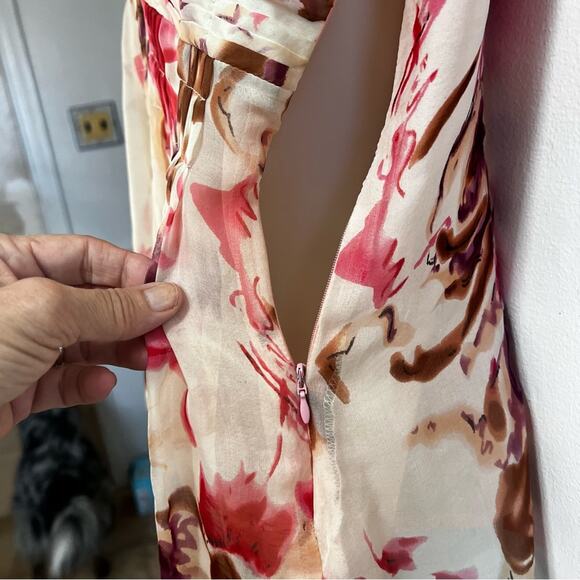 Sundance Silk Y2K Cream & Pink Floral Vneck Top, Size 2, Flutter Sleeves, Fitted - Picture 10 of 10